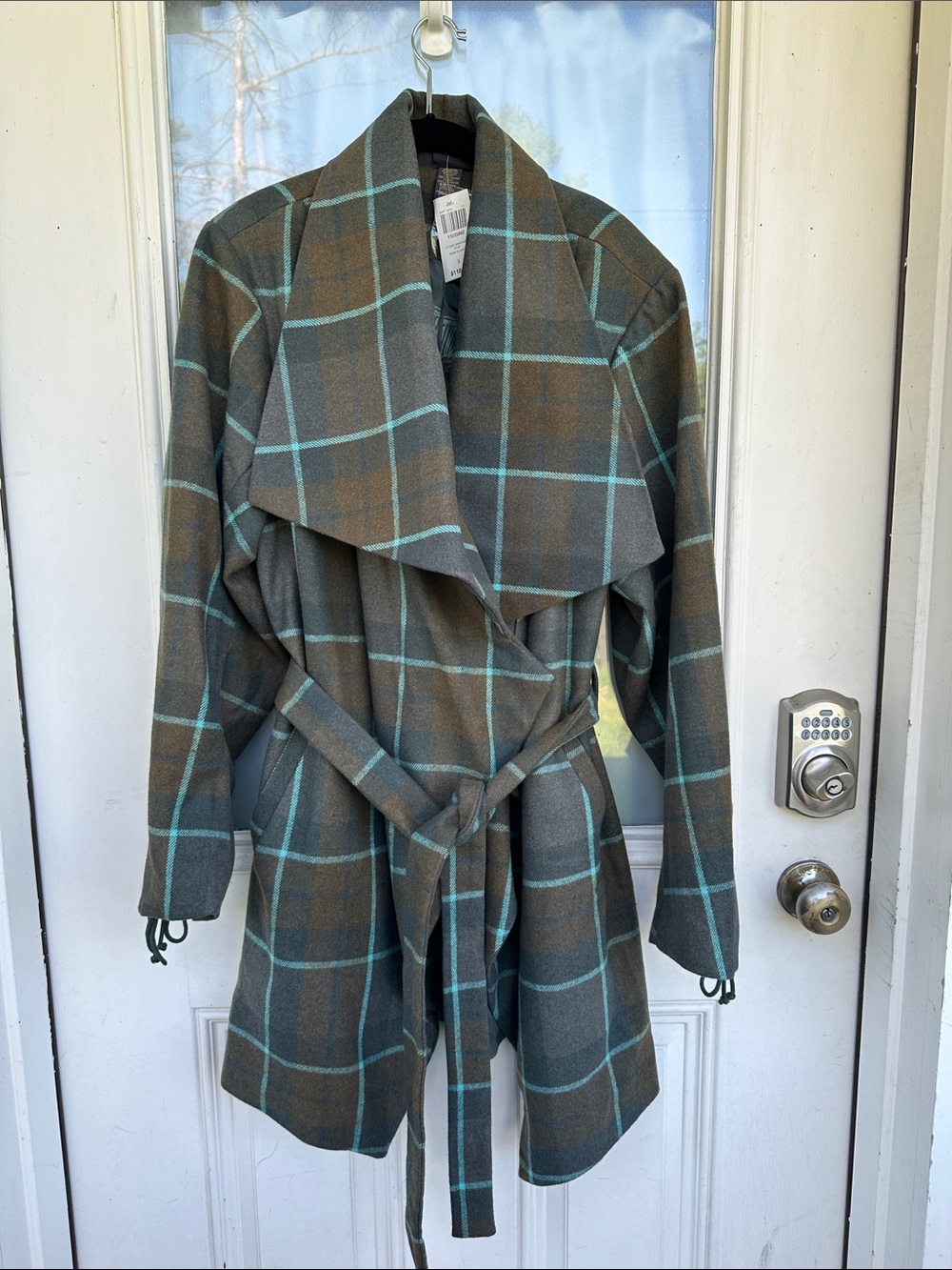 NWT Torrid Outlander Green/Brown Tartan Wrap Coat with cord detailing (size 3X)